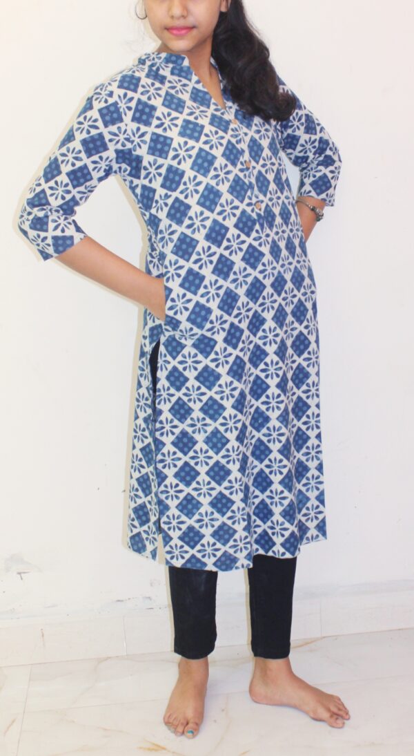 Indigo Print Collar Neck Kurta